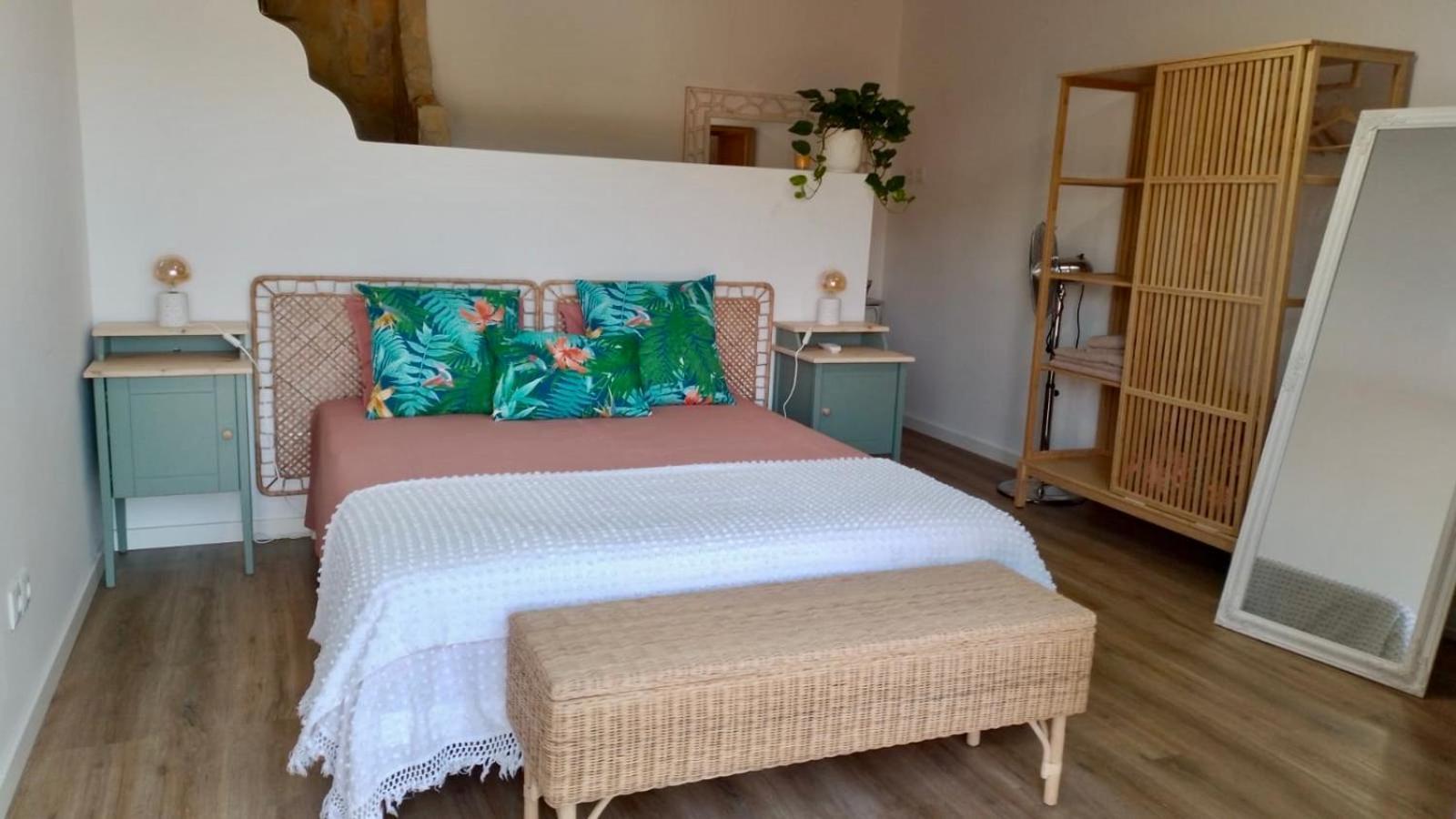 Quinta Castilho Hotel Montes de Cima Екстериор снимка